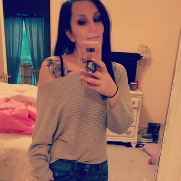 Meet your Posher, Victoria - Picture 1 of 1